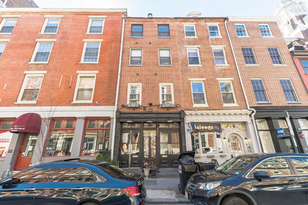 Cozy Studio Loft Old City Quaint cobblestone St